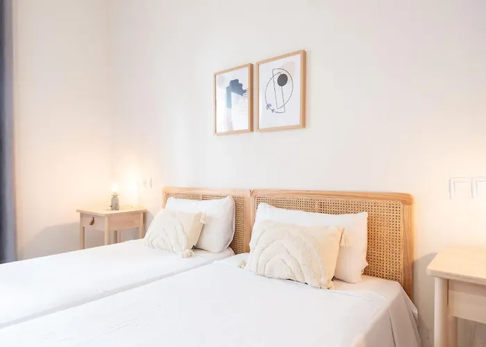 Sunny Terrace In Gracia, - Local Lifestyle *
