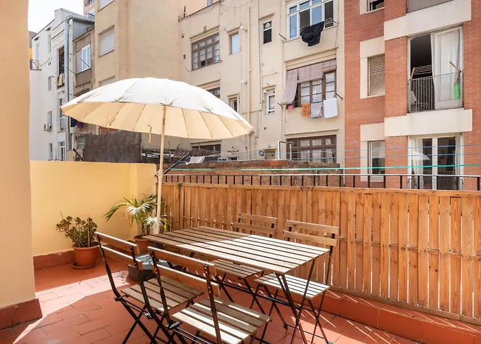 Sunny Terrace In Gracia, - Local Lifestyle דירה ברצלונה